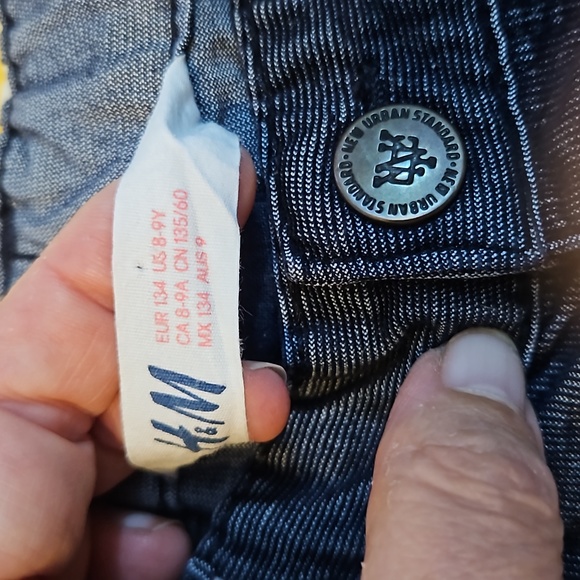 Boys adjustable waist 8-9 yrs dark grey / black fine corduroy trousers see pics - Picture 2 of 12